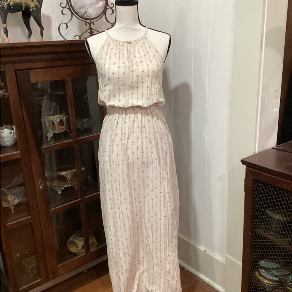 Elegant Cream Maxi Dress